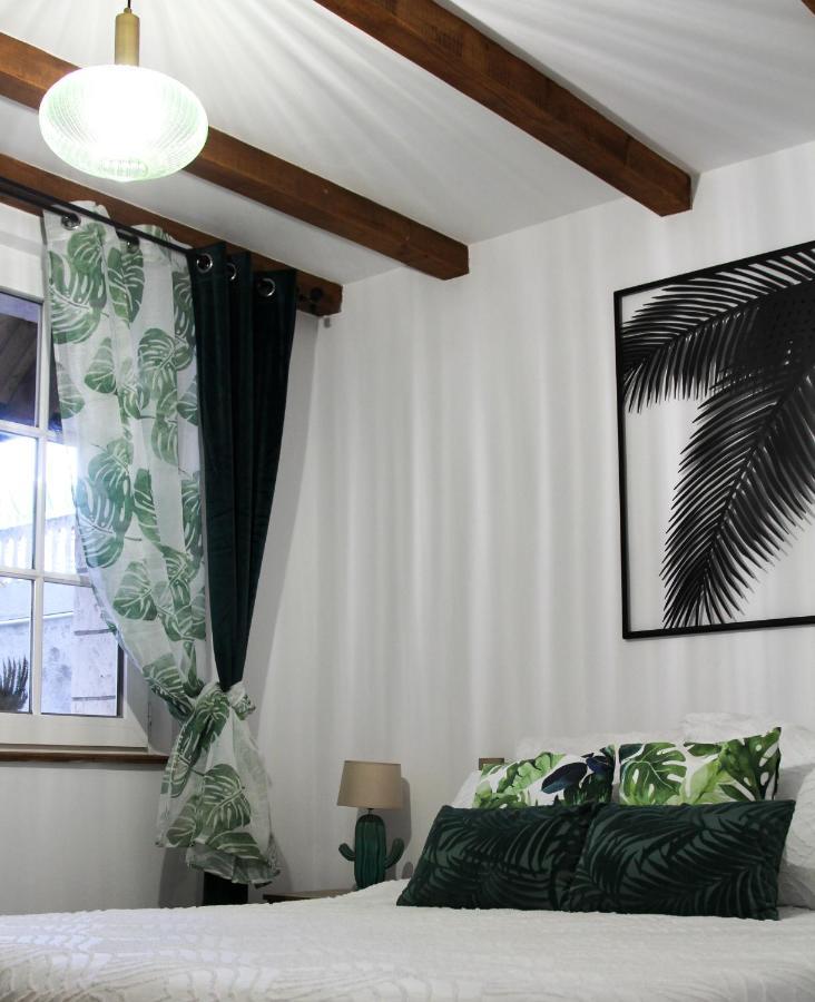 Cozy Cottage - Free Parking, Self Check-In Oradea Exterior photo